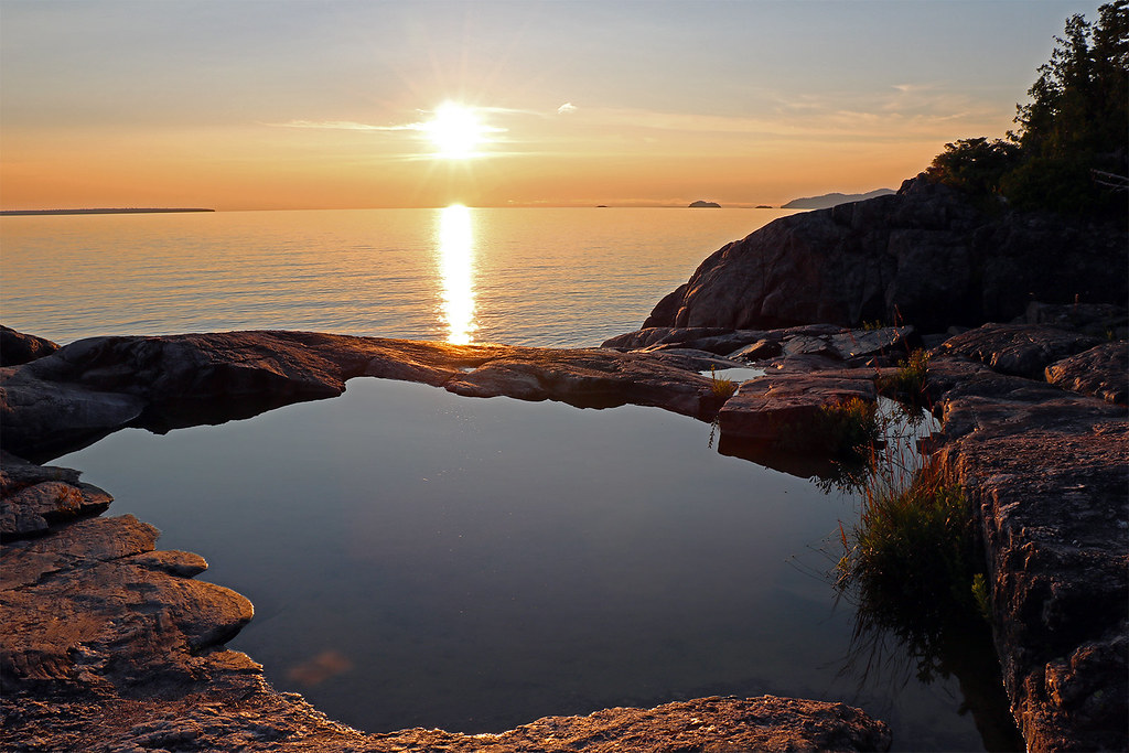 Superior Sunset - Agawa Bay Rock Pool