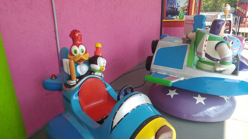 Woody Rides Woody Woodpecker and Chilly Willy Aeroplane Kiddie Ride | Flickr