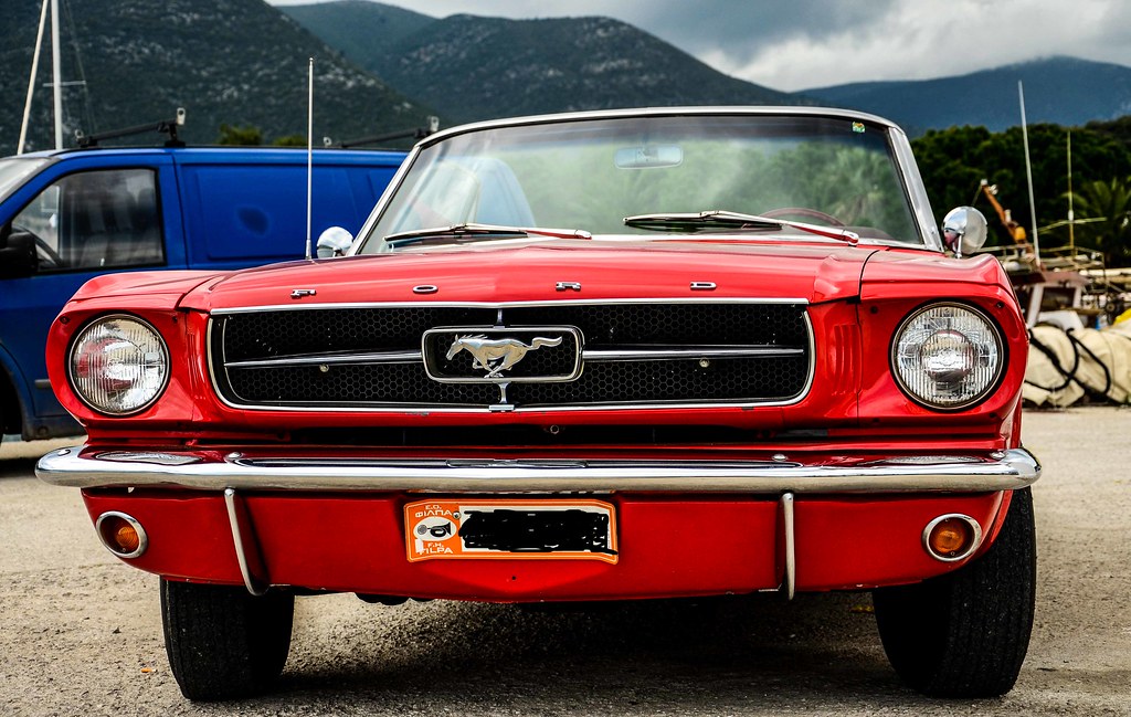 Ford Mustang 1967 - front