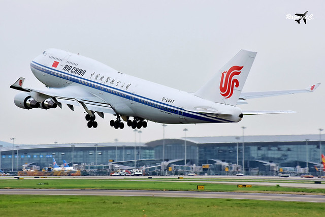 Air China Boeing 747-4J6 B-2447