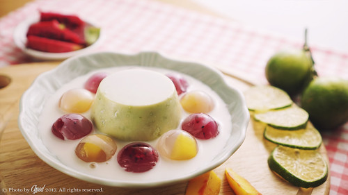 Avocado Jelly with Fruit Jelly Bubbles Recipe