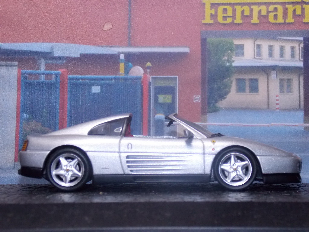 Ferrari 348 TS – 1989