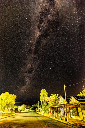 light pollution nobby store darling downs queensland australia milky way stars night long exposure