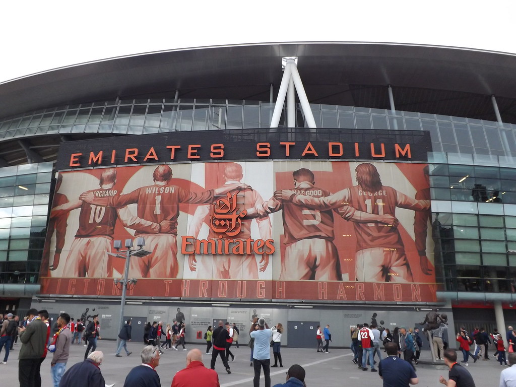 Outside The Emirates Stadium | Arsenal 4-3 Leicester City (1… | Flickr