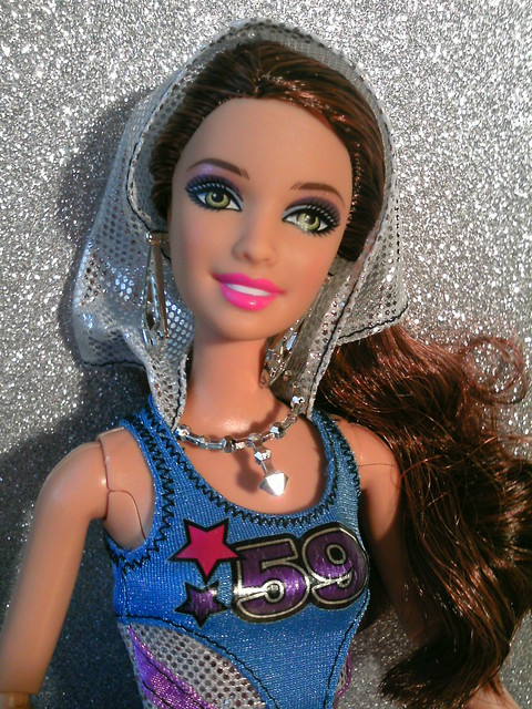 Barbie Fashionistas Hollywood Divas Sporty (2011)