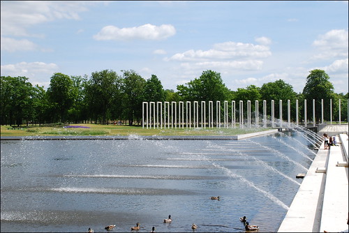 schwerin alemania 2015 fuente fountain lago lake jardín garden agua water germany deutschland europeanunion