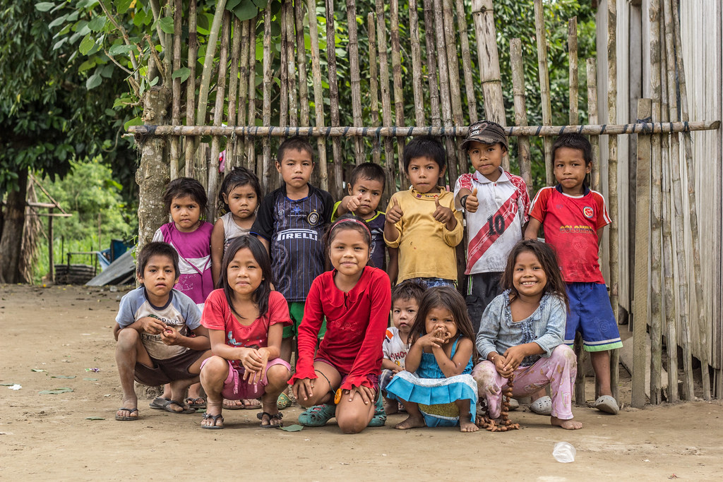 Children from La Roya community, in the Peruvian Amazonia.