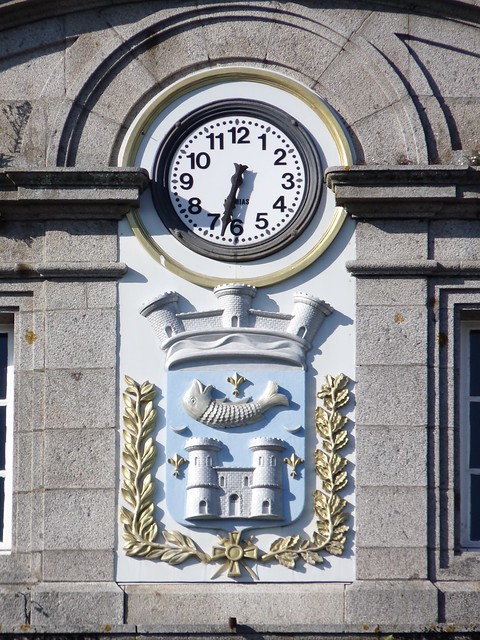clock on the Hôtel de Ville, Avranches