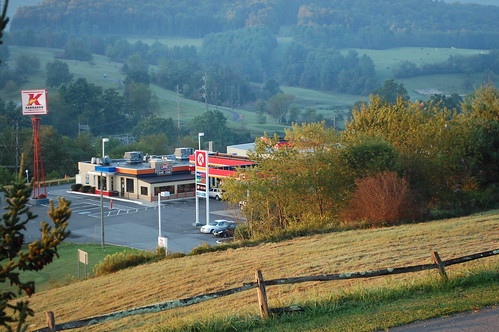 bland va virginia blandcounty outside outdoors nikon d40 dslr scenic landscape aerial kangaroo dq dairyqueen gasstation conveniencestore fence woodenfence parking parkinglot building architecture grass lawn greenery tree trees forest hills kangaroosign