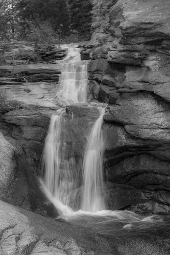 rockymountainnationalpark hike outdoors cowcreektrail bridalveilfalls waterfall cowcreek blackandwhite