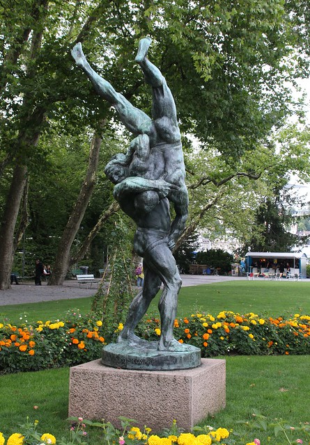 Schwinger Bronze Sculpture, Luzern
