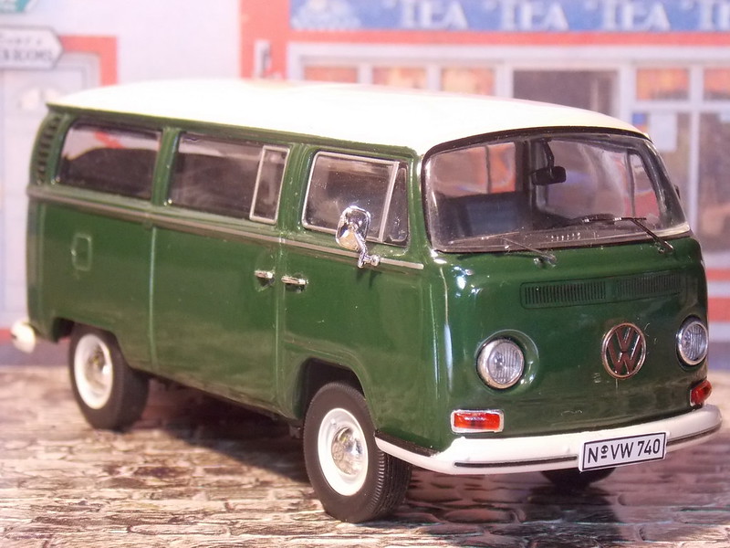 VW T2A L Bus – 1967