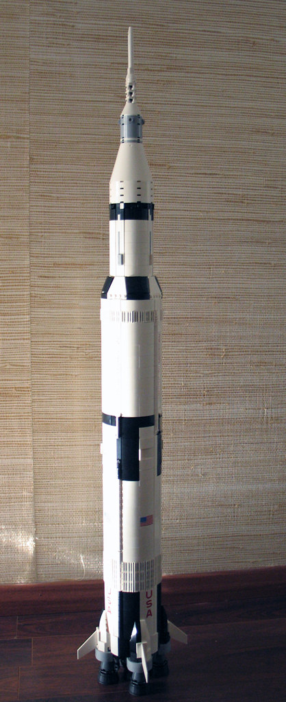 Saturn V - fusée de l'exploration de la Lune 37385511236_a0a3dcbe3f_b