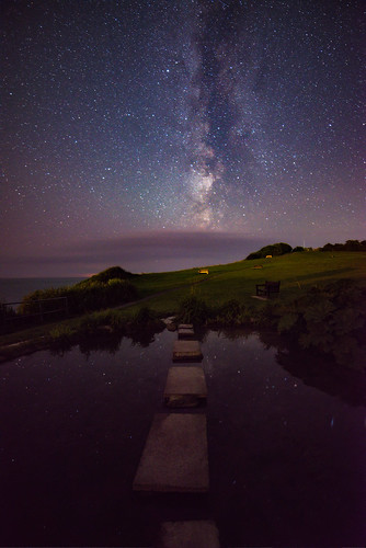 milky way ventnor isle wight wide field astrophotography water reflection stars pond steps nikon d800 14mm samyang f28 full frame colour long exposure multi image stack