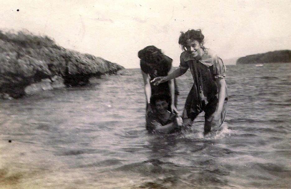 Jamaica beach 1913