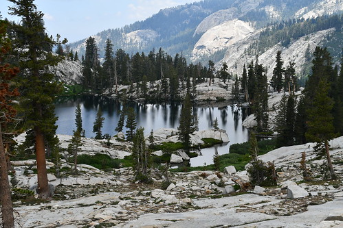 sequoia national park lakes trail hiking sequioa alpine nikon d7500 sierra nevada pine trees rocky rocks mountains