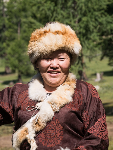 mongolia tsaatanpeople reindeerherder khövsgöllake dukhans reindeer zuulun khuvsgul mongolië mn