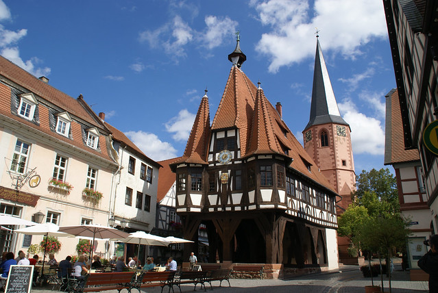 Michelstadt, Marktplatz, Löwenhof, Rathaus, Stadtkirche (Löwenhof, Town Hall, Town Church)