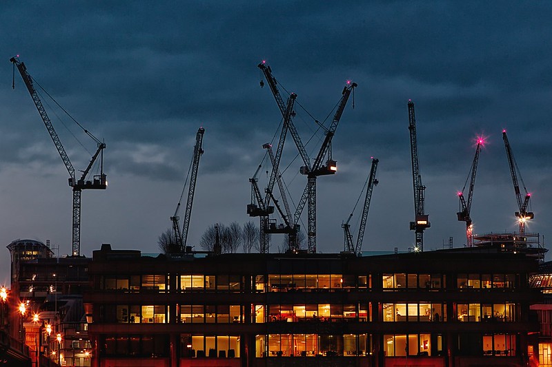 United Kingdom - London - Cranes