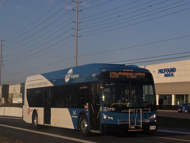 Mississauga Transit 1711