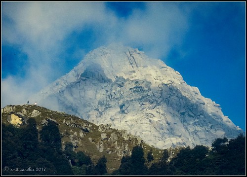mun peak dhauladhar dharamshala kangra nikon p900 range chamba triund trek nature photography superzoom
