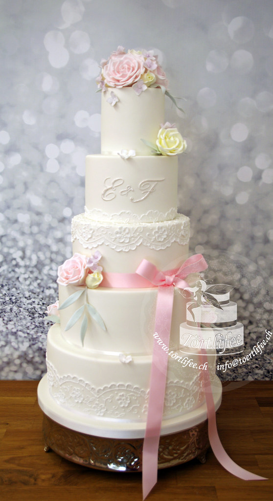 Cute Wedding Cake