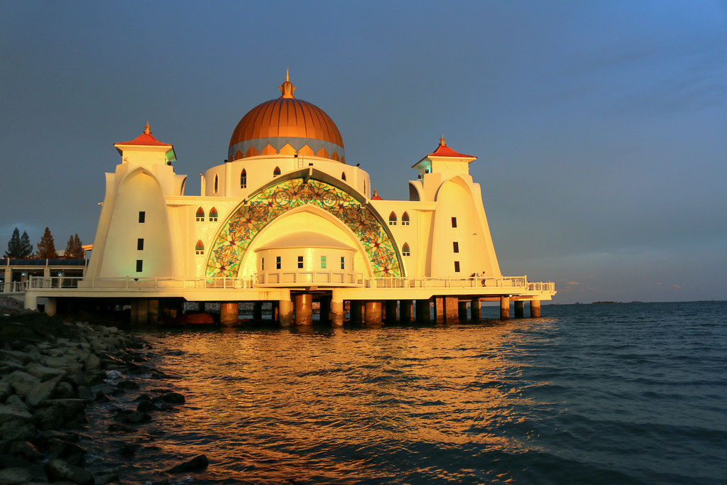 Melaka straits mosque, Melaka, Malaysia | Buy this photo on … | Flickr