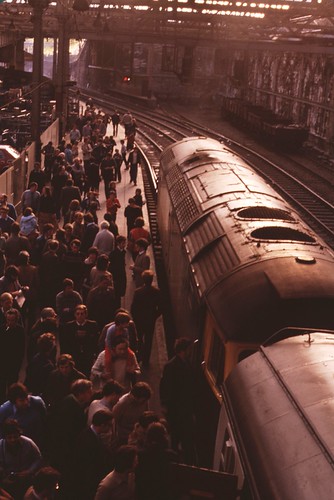 1980-04-19-0822-Edinburgh-Central-47146 | by tisdalem2001