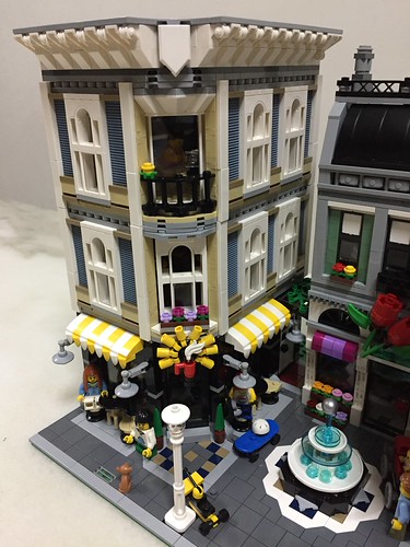 Lego Assembly Square | by acupoftea123