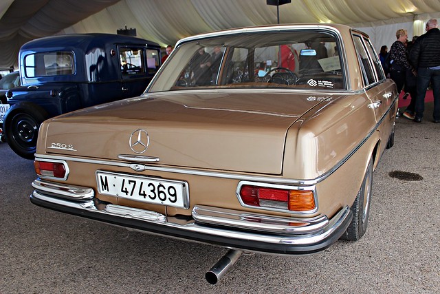 Mercedes 250/S, (1965).