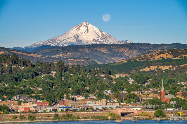 Full moon sets over The Dalles and Mt Hood  in early morning light