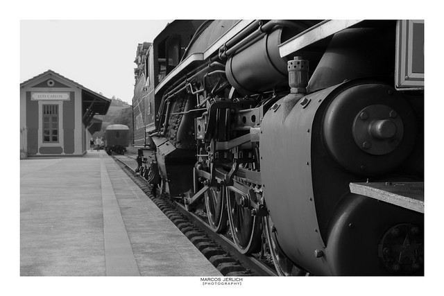 Locomotive 353