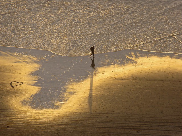 a heart on the sand...