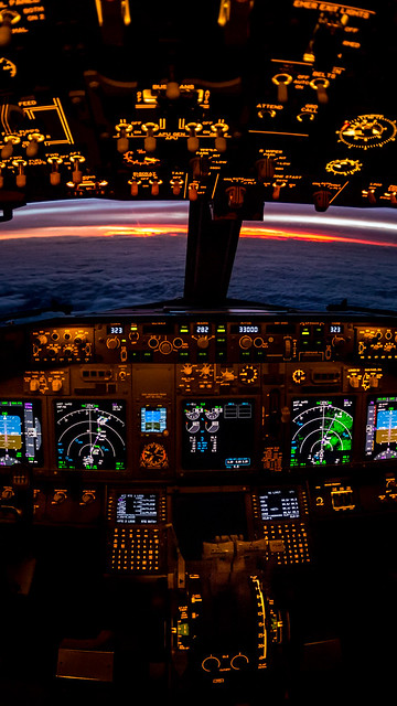Sunset at 33,000 feet - Phone Wallpaper