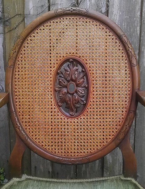 Medallion_Press_Caned_Victorian_Chair_Back
