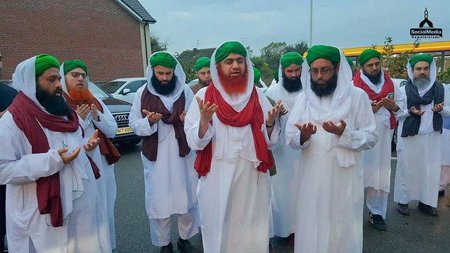 Sunnah Inspired Ijtema in Aylesbury UK Keep remember Haji Imran Attari in your Prayers Aylesbury UK