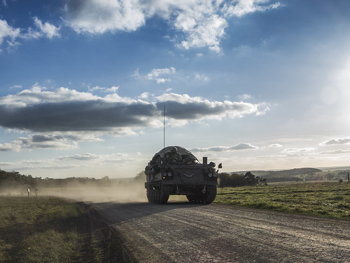 wiltshire salisburyplain spta sptaeast army armouredpersonnelcarrier vehicle militaryhardware military fv430 bulldog explore explored 43