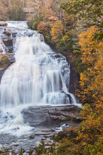 autumn fall landscape landscapemountain northcarolina water waterfall pisgahforest unitedstates us