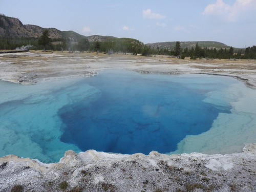 Hot spring | by zwitl