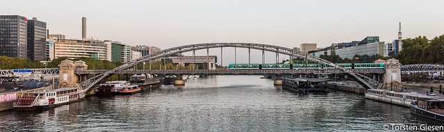 Paris_Pont_d`Austerlitz_RATP_Metrolinie5_MF01-0xy_17102017_Panorama