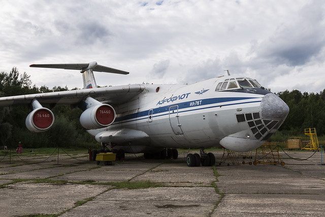 Ilyushin Il-76T - 3