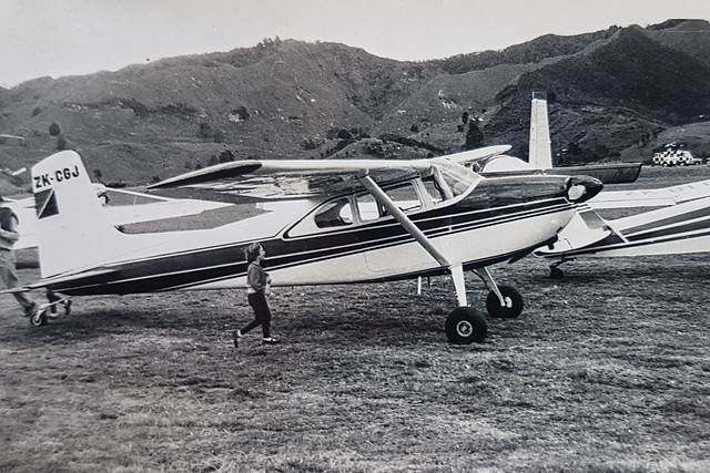Cessna 180 ZK-CGJ