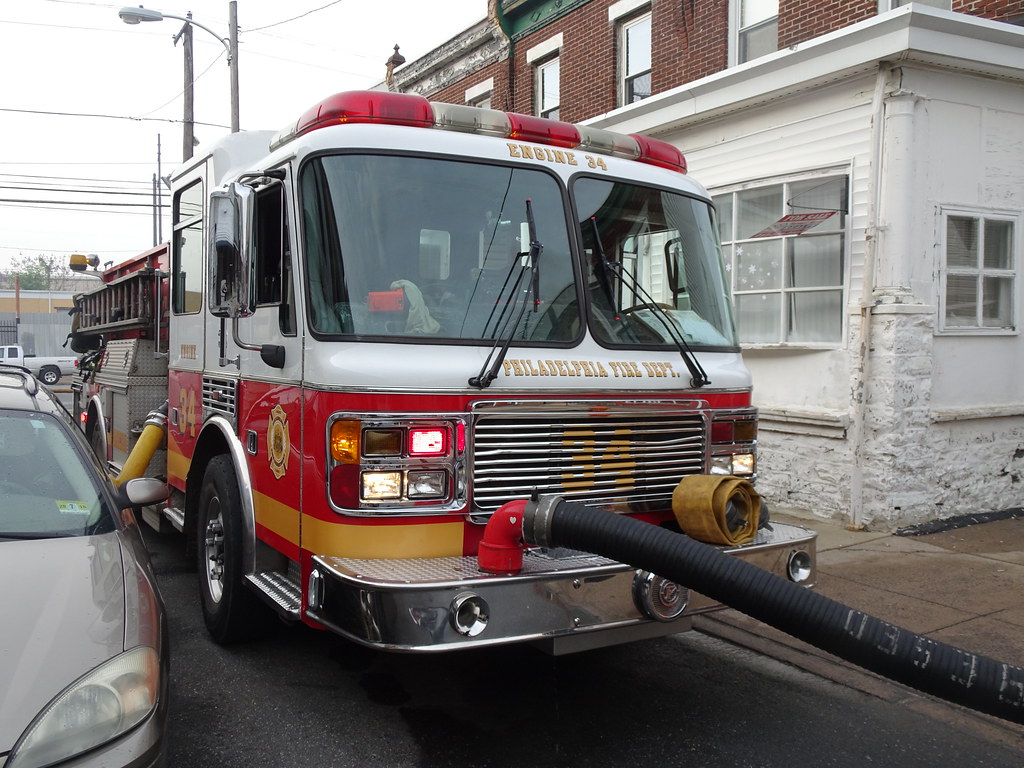 PFD Engine 34 | Philadelphia Fire Department Engine 34 2003 … | Flickr