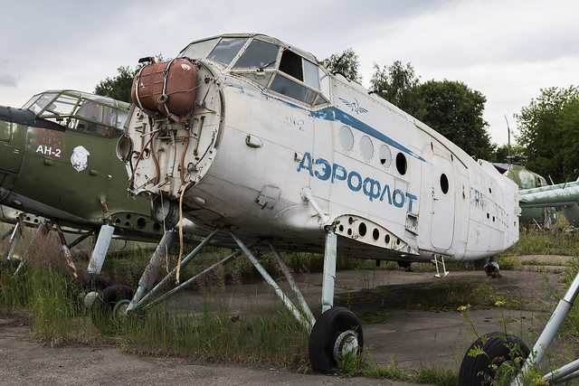 Antonov (PZL-Mielec) An-2R - 2
