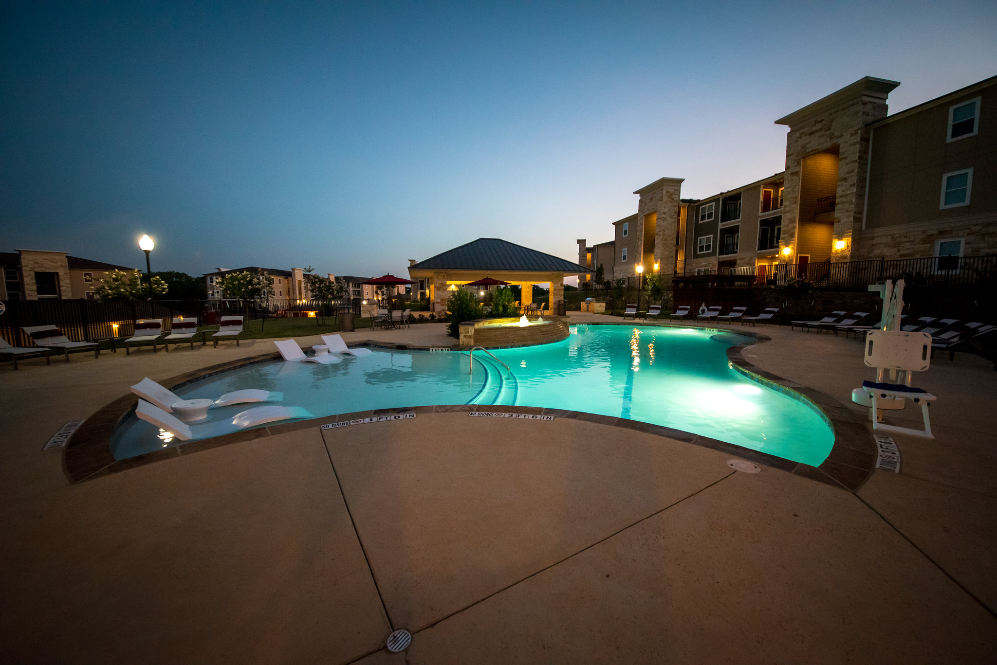 Allison Pools - Commercial Swimming Pool