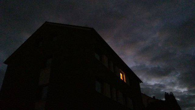 Night is falling on Maichingen.