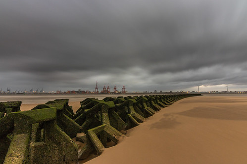 new brighton sunrise stormy long exposure rob pitt photography wirral river mersey morning sky clouds dawn landscape sea defence