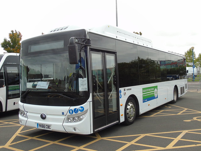 Yutong YK66CBC Coach & Bus UK17 N E C Birmingham (Oct 04 2017) 1