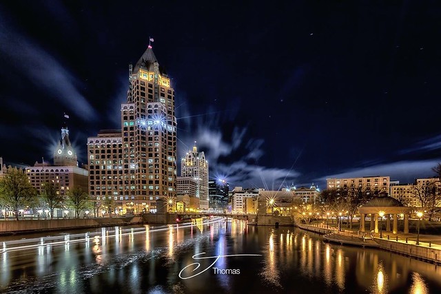 Milwaukee River