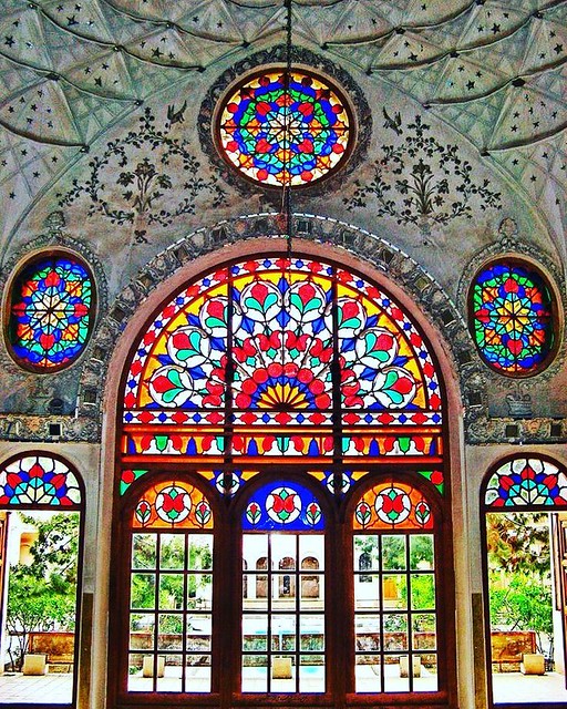 . Beautiful windows in Iranian #traditional houses. The name of this Windows is #orosi. . . . . Www.invitationtoiran.com #Iran #travel #tourism #invitationiran #mustseeiran #seeyouiniran #windows
